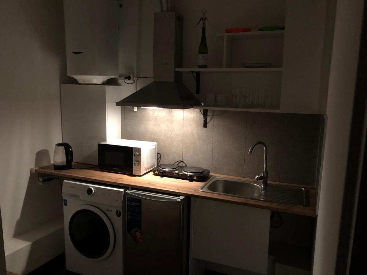 4 Friends Hostelエレバン エクステリア 写真