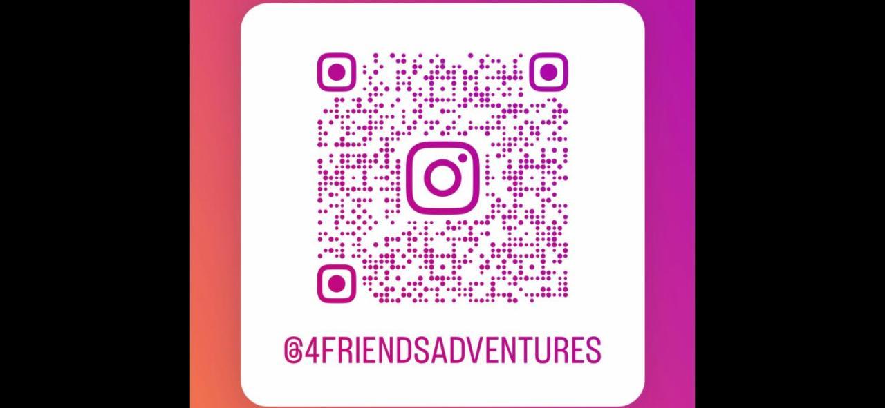 4 Friends Hostelエレバン エクステリア 写真
